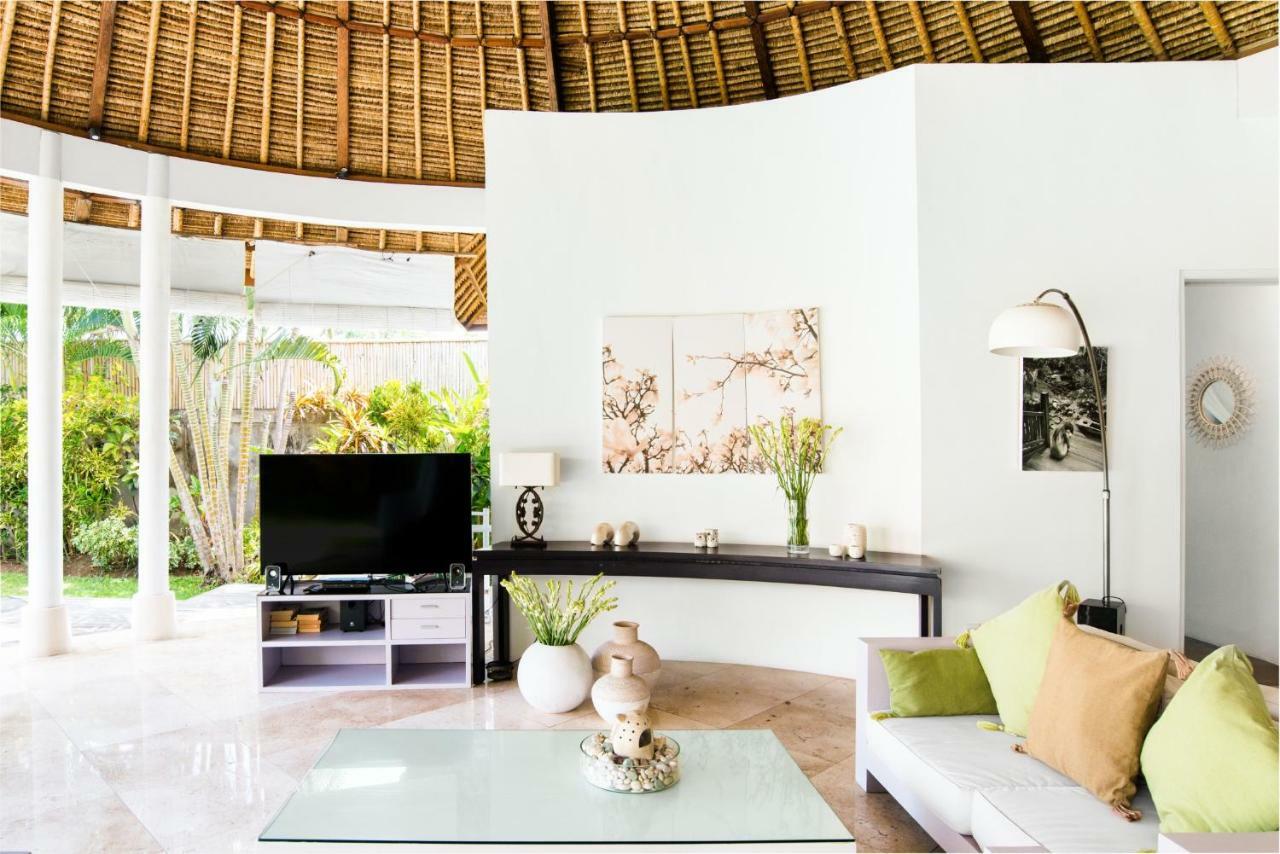 Villa Bliss A Paradise Of Three Independent Villas Canggu  Luaran gambar