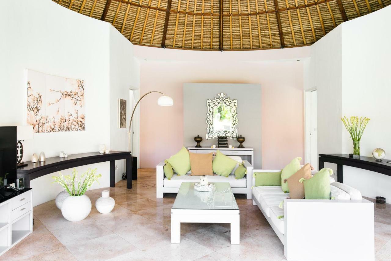 Villa Bliss A Paradise Of Three Independent Villas Canggu  Luaran gambar